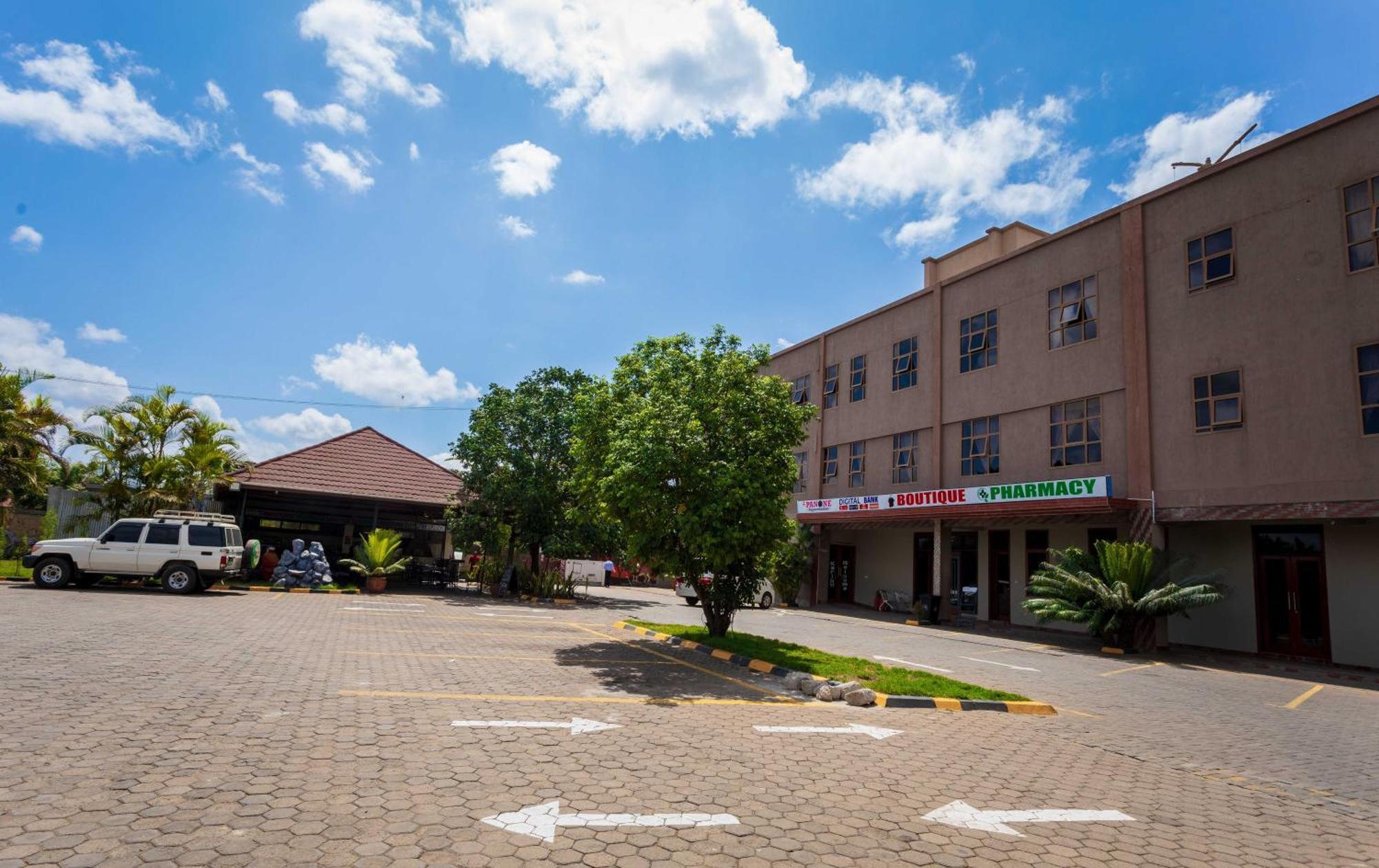 Panone Hotels - King'Ori Kilimanjaro Airport موشي المظهر الخارجي الصورة